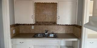 Craftsman cottage style home for rent Gallery 5