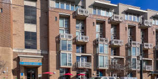 Move in ready modern loft condo in Uptown Charlotte just seconds to all the action. Gallery 39