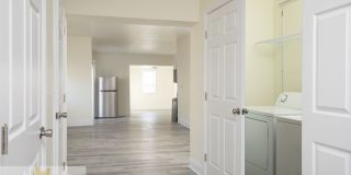 Updated 4BR House with 2 full baths and yard! Gallery 13