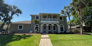 826 Blvd Of The Champions Shalimar, FL 32579 Gallery 1