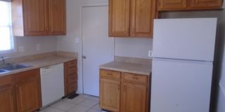 Conveniently located 3 bedroom! Gallery 9