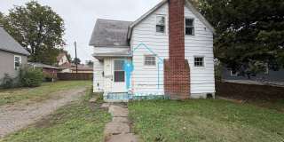 $899 - 2 bed 1 bath - Single Family Home Gallery 1