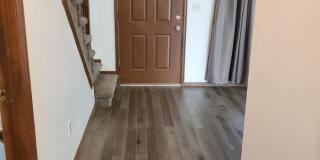 Townhome with 4 bedrooms, 2.5 bath Gallery 9