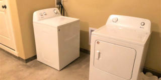 4 Bed 4 bath Close to OSU Gallery 21