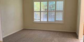 BEAUTIFUL SINGLE STORY 3+BD, 2.5 BA, & 3 CAR GARAGE! Gallery 21