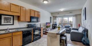 Cloud on Fifth Gallery 122