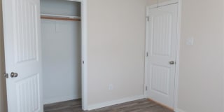 1321 Crestview Drive Gallery 24