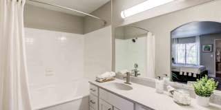 Vintage Pointe Gallery 6