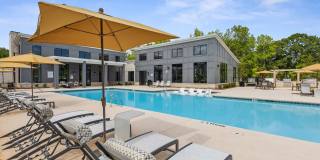 Accent Suwanee Creek Gallery 5