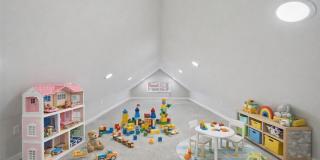3150 Mt Pleasant St Gallery 8