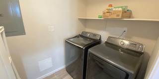 West El Paso 4bed/3.5bath Townhome Gallery 13