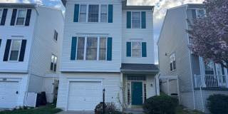 6540 CREEK RUN Drive Gallery 1