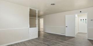 Just Renovated- Ridgeview Home Gallery 17