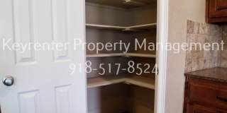 3 Bed | 2 Bath in Jenks! Gallery 33