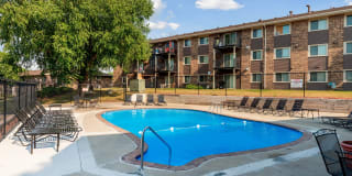 Westchester Square Gallery 11