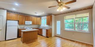 Townhome in Island Creek Subdivision Gallery 10