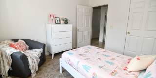 6th Ave W Grinnell Gallery 13