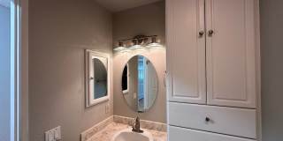 THIS is YOUR home, stunning 4/2 w/ AC, near Foothills Gallery 7