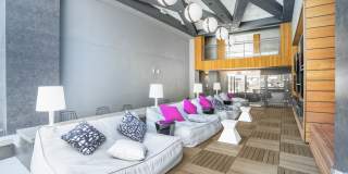 Core Gallery 19