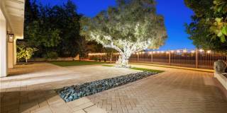 304 N Royal Ascot Drive Gallery 63