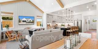 9001 Ventura Street Gallery 19