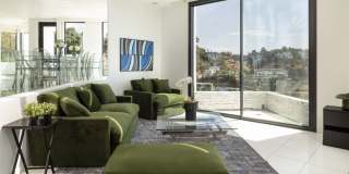 2231 Sunset Plaza Dr Gallery 6