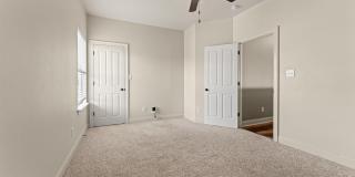18642 Lake Harbor Ln Gallery 25
