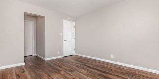 Ladera Woods Gallery 91