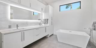 743 S Lake Avenue Gallery 19