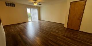 DuPont 2365 SF 3 bedroom plus loft home. Gallery 10