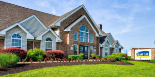 Island Club Apartments Island Club Apartments Gallery 1