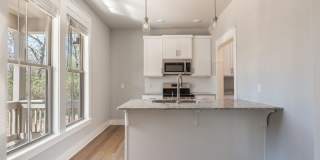 2 BR/1.5 BA in the Willow Bend S/D Gallery 4
