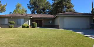 3824 Christmas Tree Ln - House Gallery 1