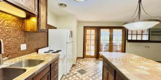 2819 North Woodland Avenue - 2 Gallery 9