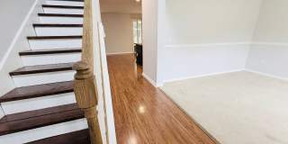 Beautiful Home with Private Wooded Backyard Beautiful Home with Private Wooded Backyard Gallery 3