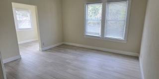 CHARMING 2 BEDROOM 1 BATH APARTMENT HOME - $500 OFF FIRST MONTH RENT! Gallery 11