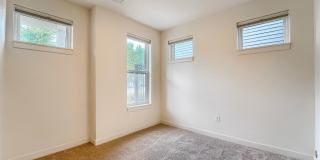 Modern 3-Bedroom Curtis Park Townhome Steps from RiNo & Larimer Street Gallery 19