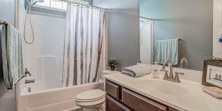 3-Bedroom Townhome with Garage in Holly Ridge Gallery 29