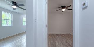 RENOVATED 4/2 in Walkable Location, Stainless Steel Appliances, & Garage/Workshop! Available NOW for $1850/month! Gallery 33
