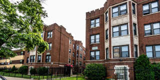 8241 S Ellis Gallery 21