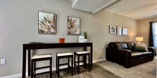 Brand New Home Walking distance to Spooky Nook Gallery 9