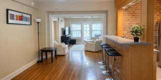 FULLY Furnished Plaza Condo Gallery 7