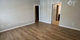 4235 Reserve Road Gallery 22