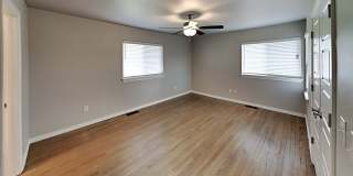 3 Bedroom 2 Bath Home on 1 acre lot Gallery 9