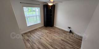11404 Holmbridge Ln Gallery 10