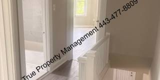 Spacious 5 Bedroom Home with Large Backyard & In-Unit Washer/Dryer Gallery 17