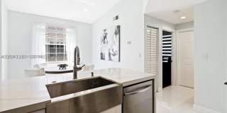 18755 SW 27th Ct Gallery 5