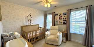 Minutes to the Beach! Conveniently located between Jacksonville & Wilmington Gallery 29