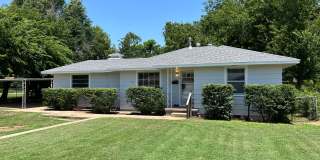4 bedroom,  2 1/2 bath home for rent in Yukon near Main and Piedmont Road! Gallery 1