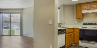 Meadow Glen Apartments Gallery 44